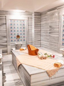 Read more about the article أفضل حمام مغربي في الرياض 2025: تجربة فاخرة وعروض اليوم الوطني 95 في روشن سبا